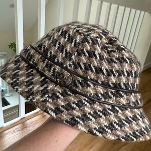 Coach Houndstooth Bucket Hat in Brown and Cream